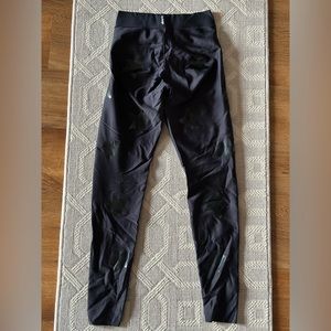 Ultracor black star leggings